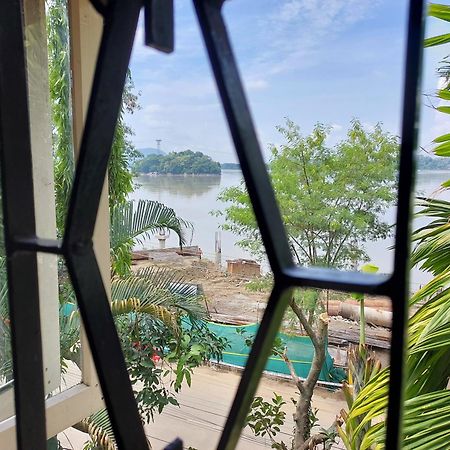 Riverview Guest House Guwahati Eksteriør billede