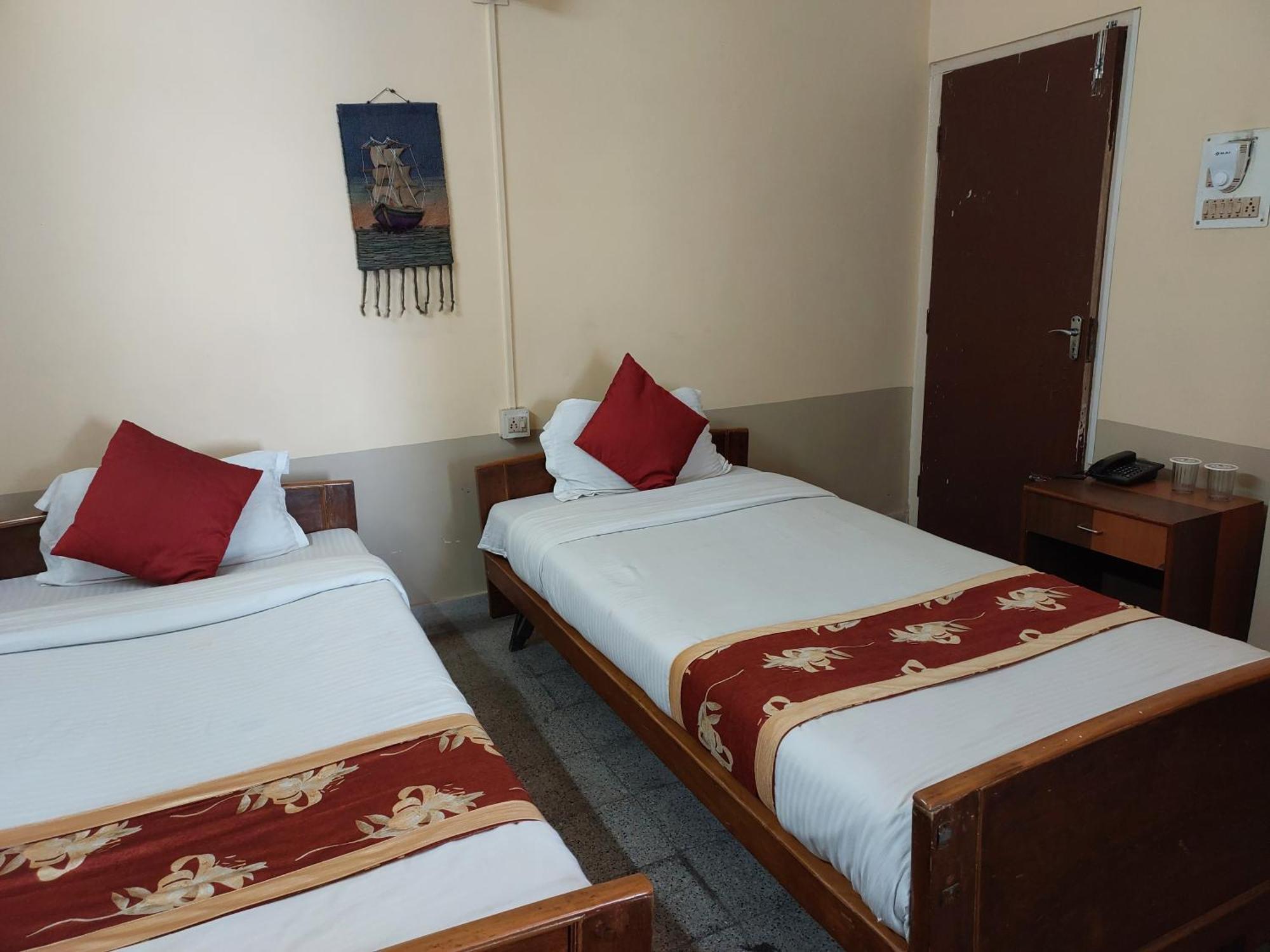 Riverview Guest House Guwahati Eksteriør billede