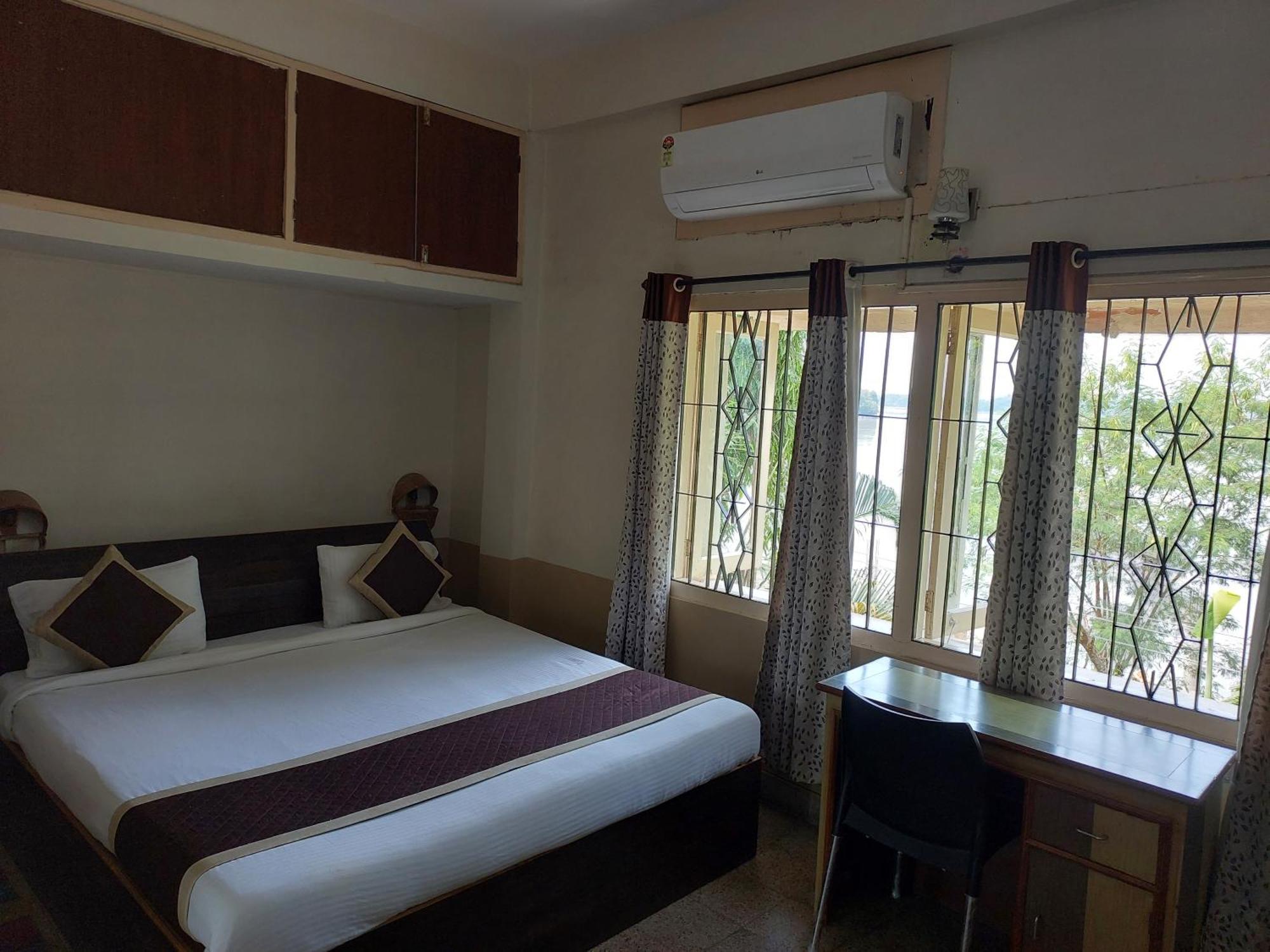 Riverview Guest House Guwahati Eksteriør billede