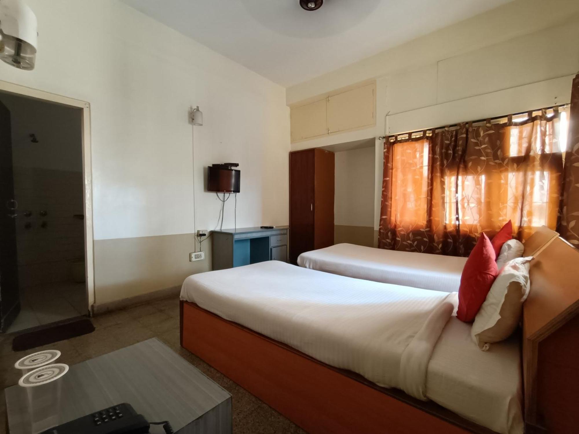 Riverview Guest House Guwahati Eksteriør billede