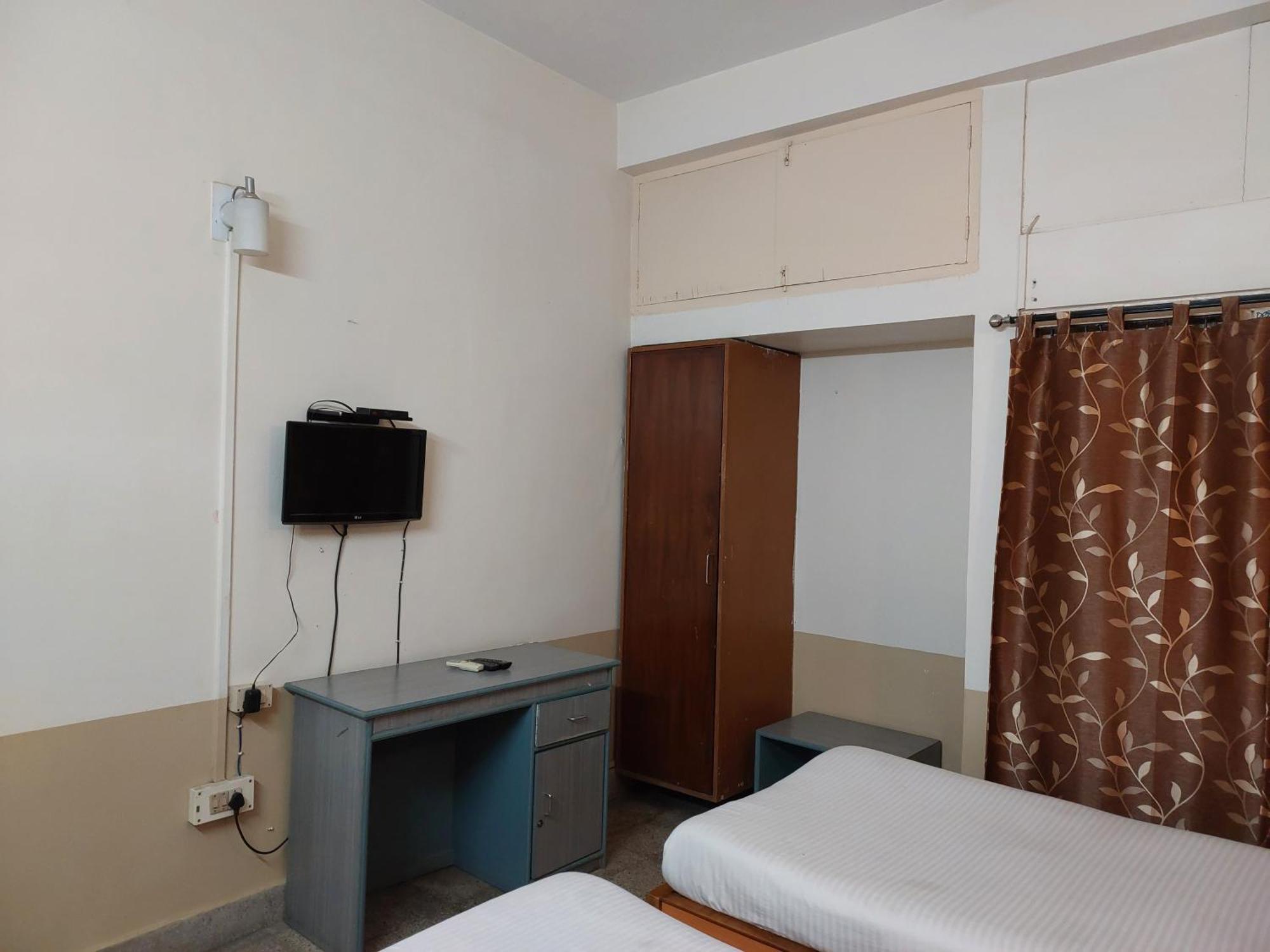 Riverview Guest House Guwahati Eksteriør billede